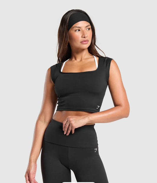 Top Corto "Esencia Fit"